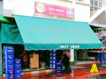 Nafy Snack in Port Louis city.